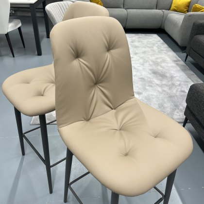 2 x Bontempi Ingenia Spring low barstools - TR518-M310 2 x Bontempi Ingenia Spring low barstools - TR518-M310