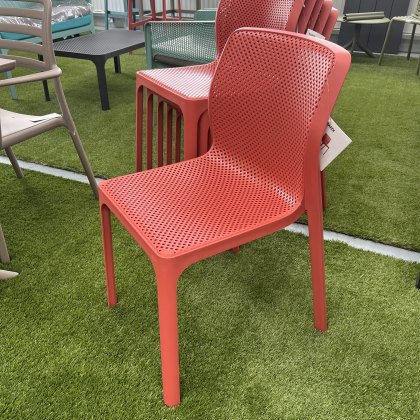 6 x Nardi Bit bistrot dining chairs in Corallo (5 day delivery) 6 x Nardi Bit bistrot dining chairs in Corallo (5 day delivery)