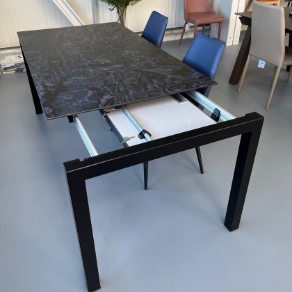 Ex Display Sonali extending dekton dining table