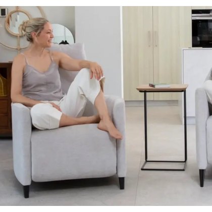 Fama Persepolis sidetable Fama Persepolis sidetable