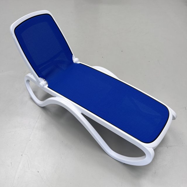 Nardi Omega outdoor sun lounger