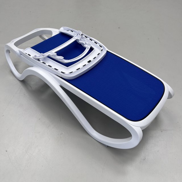 Nardi Omega outdoor sun lounger bianco/blu