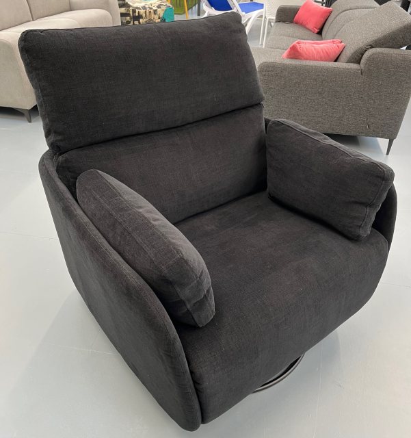 Immediate delivery Fama Adam XL armchair